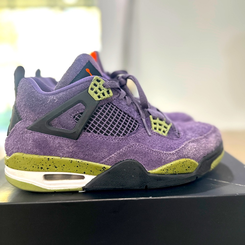 Air Jordan 4 Retro canyon purple/safety orange - unisex